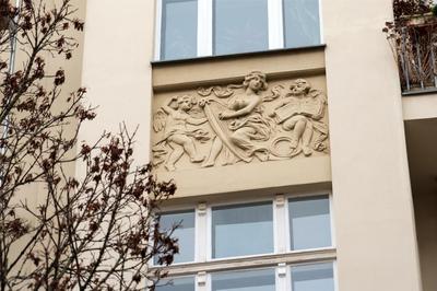Holiday 33 Apartment K next to Alexanderplatz, 4 rooms with bathroom & guest toilet