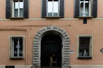 RED Appartamento immerso tra le mura bolognesi