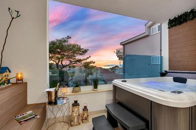 The Goldenhour Apartment