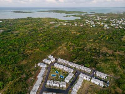 Le Palmiste lovely 2-bedroom duplex with pool