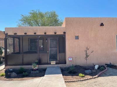 Vintage charm vacation home with modern comforts near Old Town