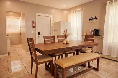 Cozy apartment 1st 10min Walk Downtown and City View