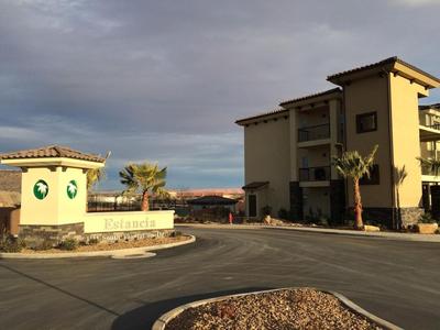 S404-The Penthouse-Fourth Floor 3-bedroom Pool View