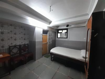 Hotel Aaiye Lodging & Boarding By WB Inn