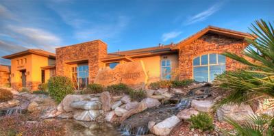 D13-Amazing Red Cliff View-Third Floor 3-bedroom Sunset View