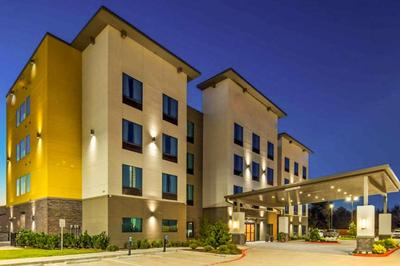 Comfort Inn & Suites Houston I-45 North - IAH