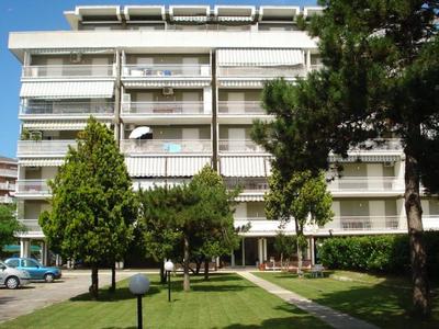 Comfy flat with terrace 250mt from the sea