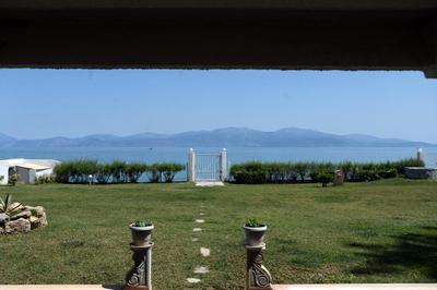 Antorina Grande Beachfront House with Private Pool