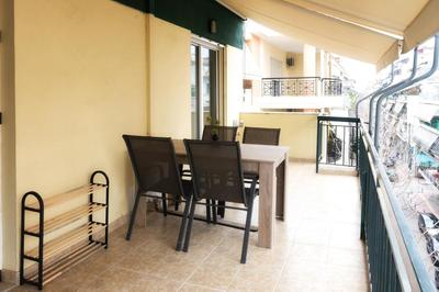 Renovated penthouse in the center of Larissa