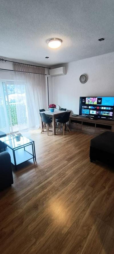 Gran apartamento cerca del mar y Castillo