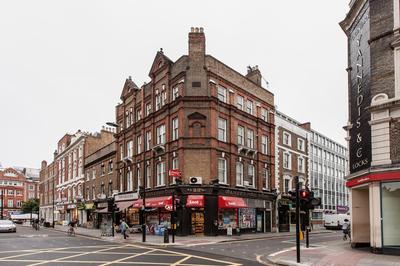 Sunny Corner Apartment in Center of London