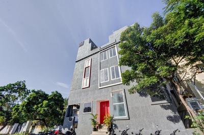 UPAR Hotels Uthandi, ECR