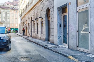 GuestHost - Trieste Loft Central Apartment
