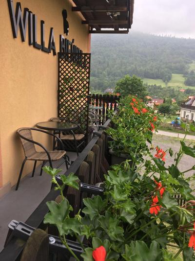 Willa Bieńkula przy gondoli