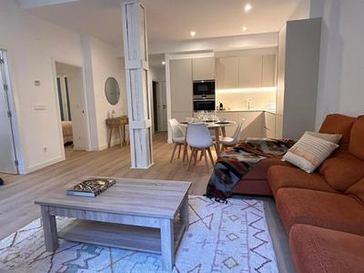 Churruca apartment with terrace