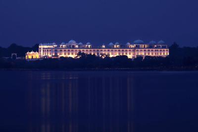Radisson Blu Udaipur Palace Resort & Spa