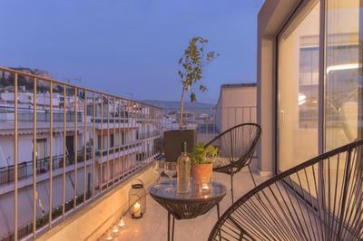 Luxury Apartment near Acropolis-Living Stone Gold
