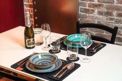 Entire Industrial Flat Venice with Patio - Free Parking