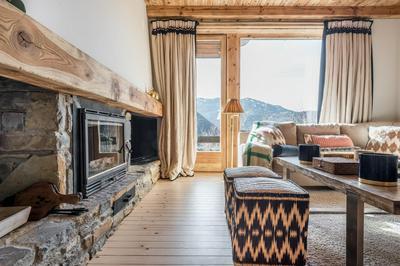 Casa Bosque by Totiaran