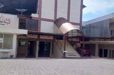 Urbanview Hotel Ling near Jawa Timur Park 2