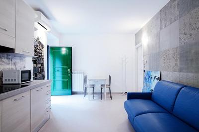 Blue Loft - The House Of Travelers