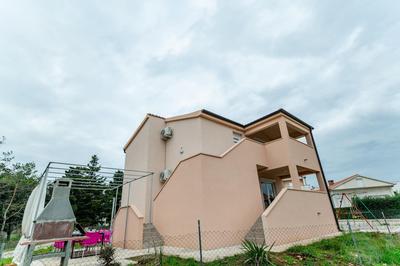 Holiday Home Aria