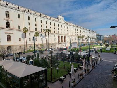 Concept b&b naples- camere moderne con balcone vicino al centro