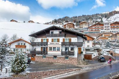 Garni Hotel Max