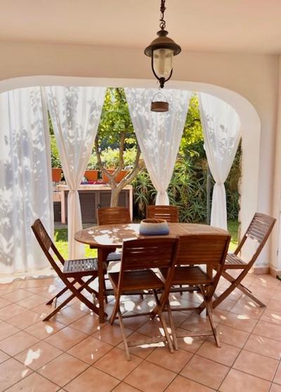 ISS Travel, Molly's Garden - 2-bedroom apartment with air-condition