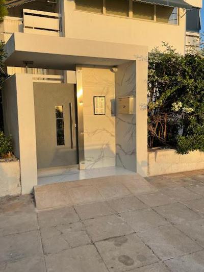 Beach Front Garden Studio in Voula No 2