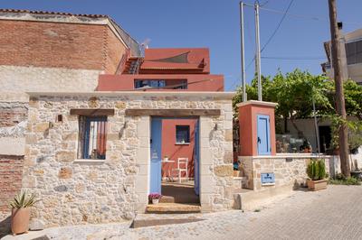 Mouse House with Sea View and Mini Pool