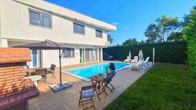 Villa Nin
