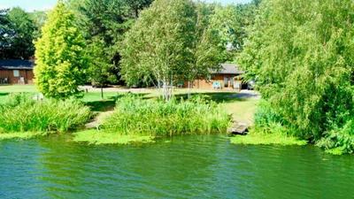 Rowan Lodge 3 Hot Tub photo 5