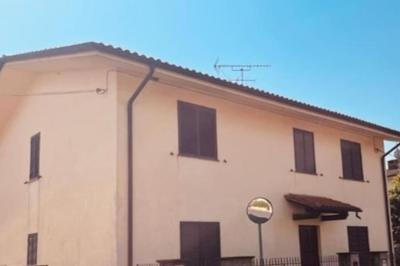 [TERME] CASA IN STILE CLASSICO IN TOSCANA CON TERRAZZO