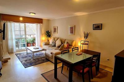 APARTAMENTO CASTELAO