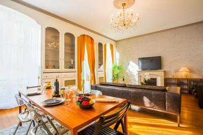 L'OFFENBACH AP4268 By Riviera Holiday Homes