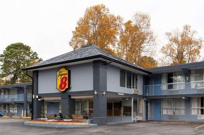 Super 8 by Wyndham Black Mountain