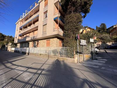 WELCOME RIVIERA - La Viola, 70 sqm, 1bedroom,1 bathroom, Air Conditioning, WiFi, at 5 min from beach and train Station in Rapallo, private garage available