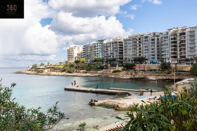A comfy Seafront 1BR APT, in Tower Road in Sliema by 360 Estates