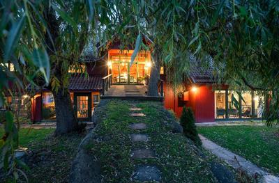 Engø Gård Hotel & Restaurant