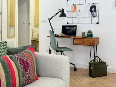 Elegante apartamento a unos pasos de la Rambla.