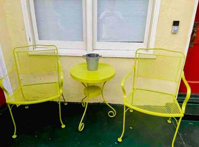 Front House 3 bedroom flat nice street, walk to BART, shops