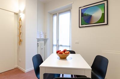 VELASQUEZ APARTMENTS - B - San Siro