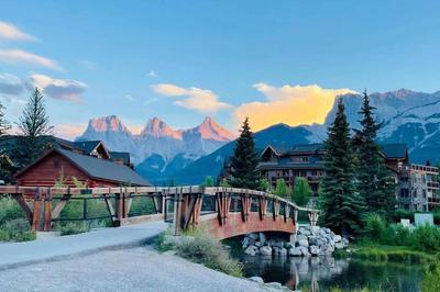 unit #301 Mountain view 2BR in Canmore Down town
