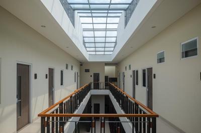 RedDoorz Plus near UMS Solo 2