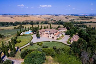 Villa Asciano 30 by Mmega