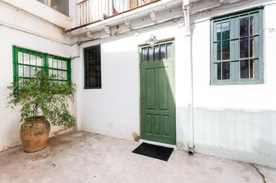 Casita artista en bello edificio barrio Ruzafa