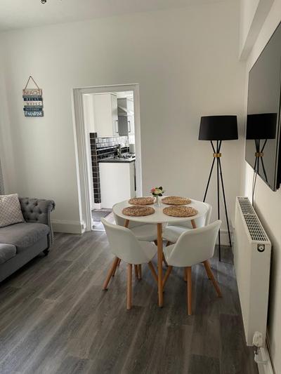 2 Bedroom Apartment Ground Floor Eastbourne Town Centre