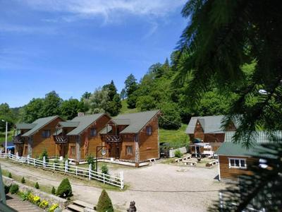 Готель Добрій