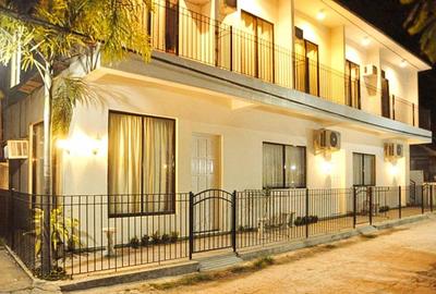 L and V Bantayan Guest House